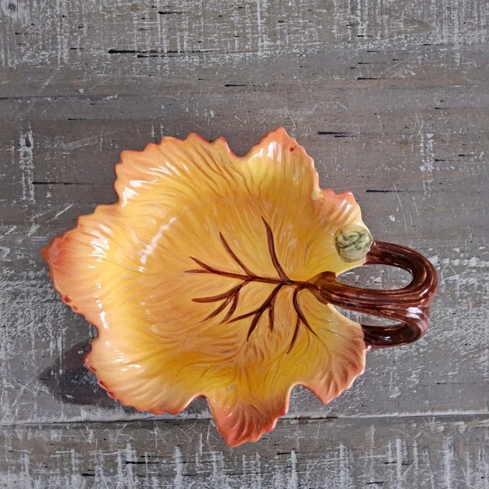 FIGI‎ Autumn Maple Leaf Serving Dish Candy Bowl Fall Harvest Decor Rustic